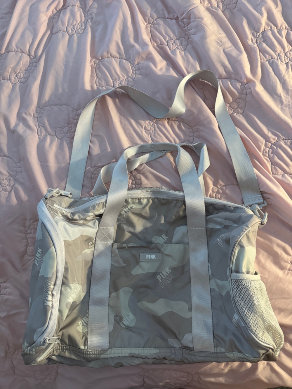 Vs pink camouflage duffel bag